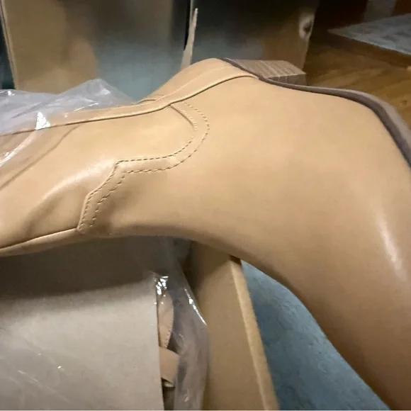 NWT Tan Knee-High Cowboy Boots / Vegan Leather / Faux Leather - Picture 10 of 17